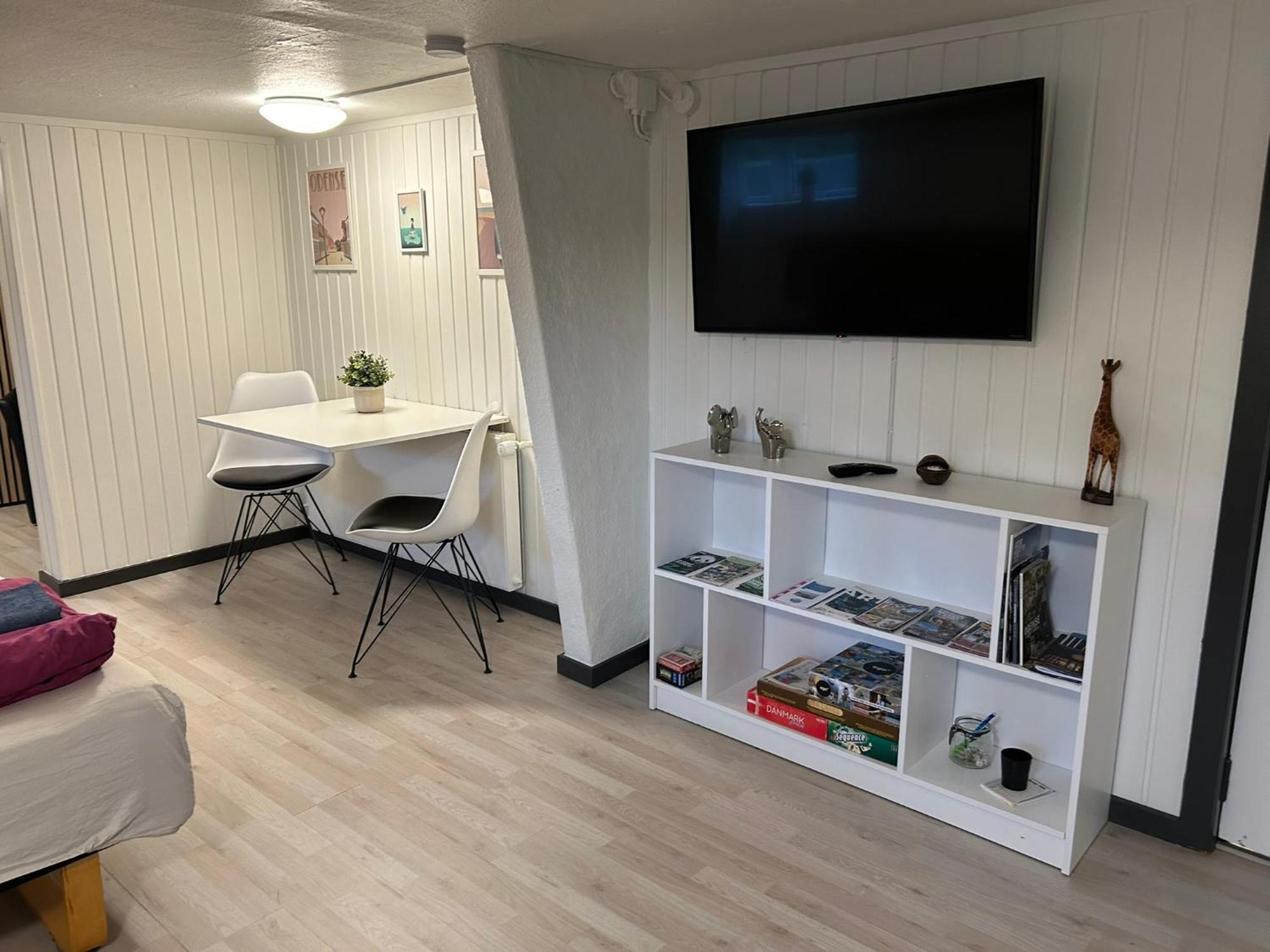 H. C. Lumbyes Vej - Kaelderlejlighed Odense Dış mekan fotoğraf
